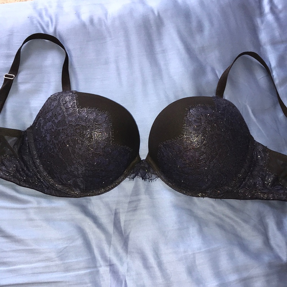 Victoria’s Secret Very Sexy Push-Up Bra